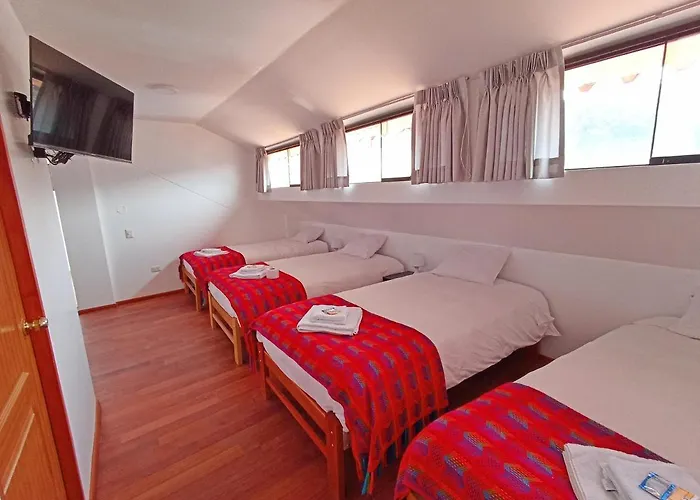 Moon Hotel 3*
